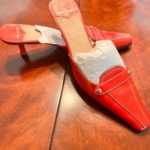 Nine West kitten heel mules Size 7.5